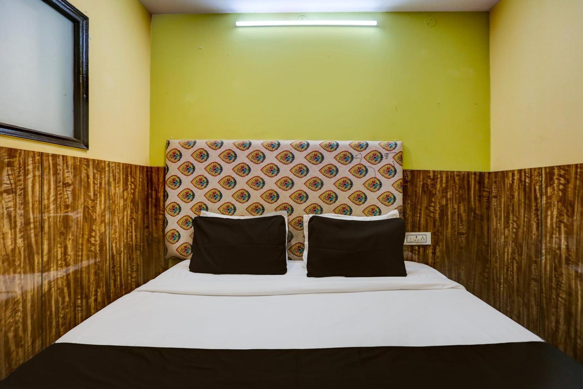 Hotel O Park View Delhi  Buitenkant foto