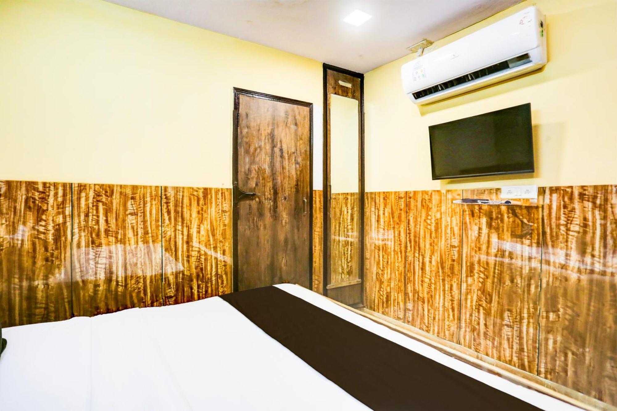 Hotel O Park View Delhi  Buitenkant foto